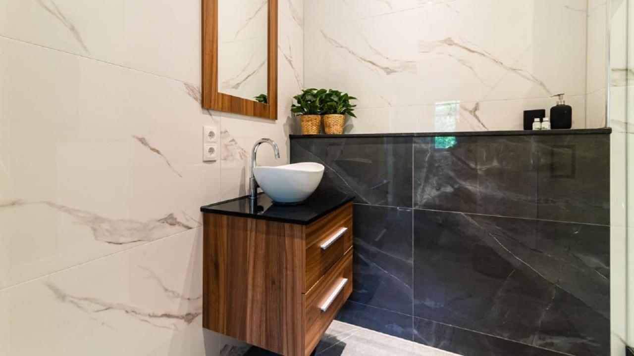 B&B Zilverstad Huisje De Veerpoort Schoonhoven Εξωτερικό φωτογραφία
